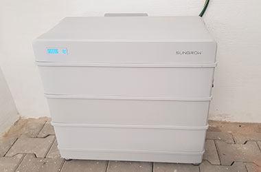 Service Photovoltaik Akku Stromspeicher